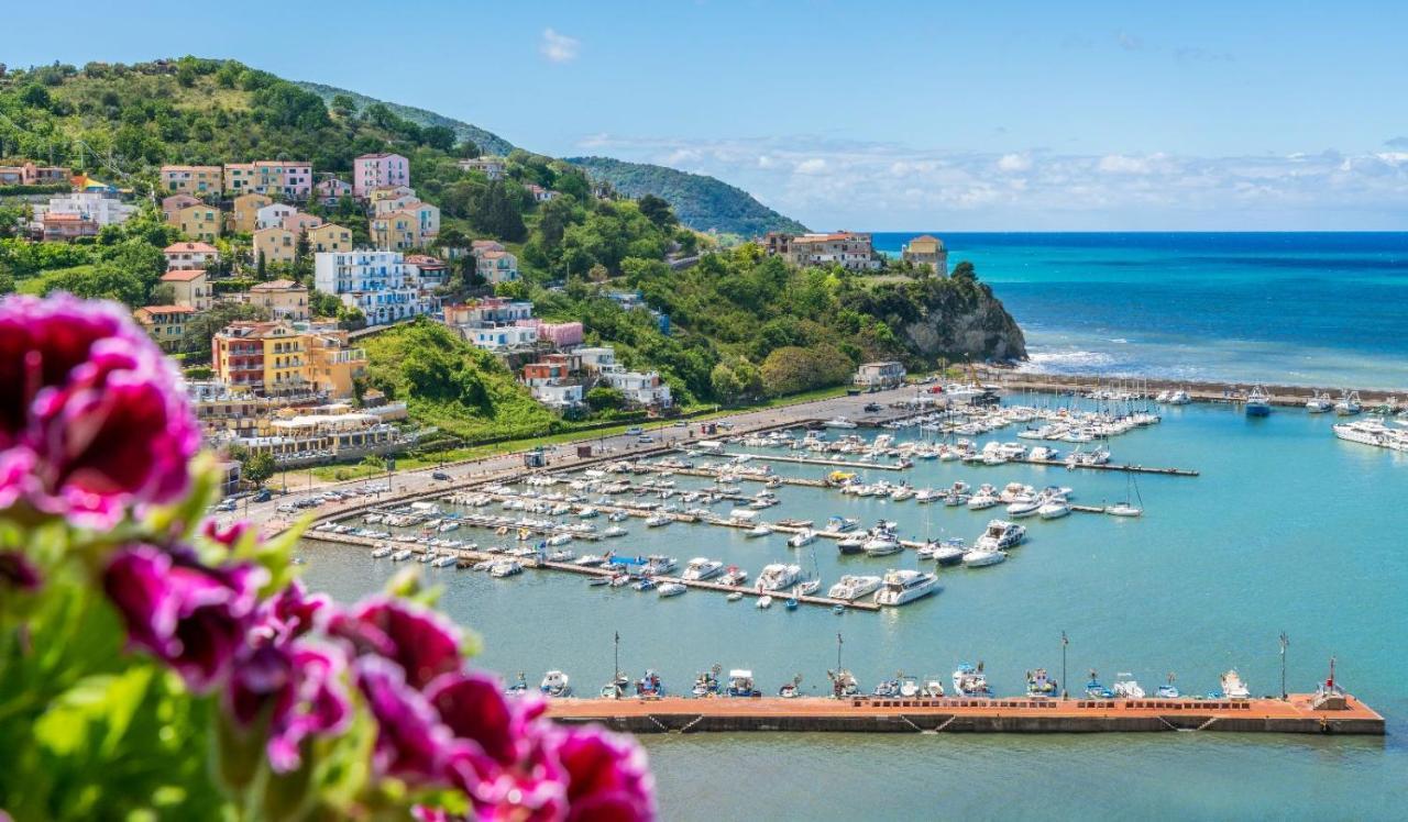 Il Re Tritone Villa Agropoli Exteriör bild